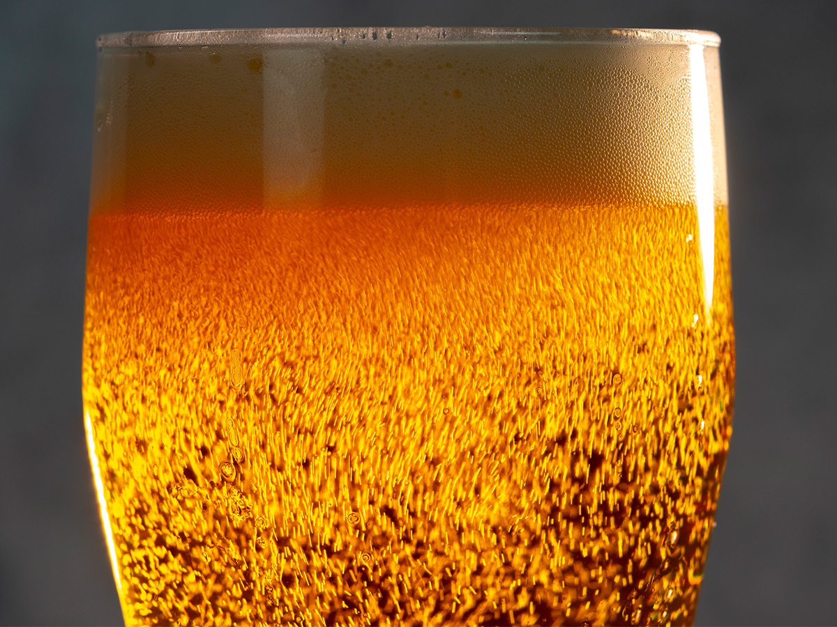 A new study reveals why beer is best served cold